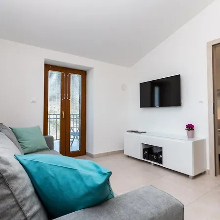 Krusec Apartment *